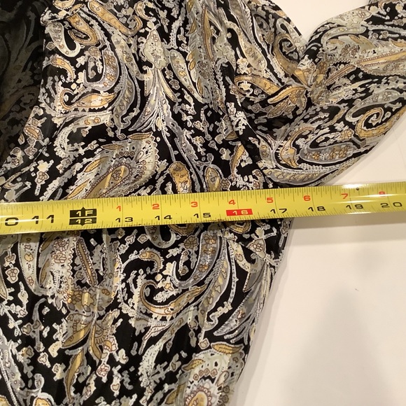 Elan Maxi Dress Size Small Black And Gold Paisley Print Tiered Long Sleeve VNeck - Picture 7 of 12